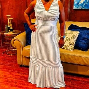 Pinstripes black and white address